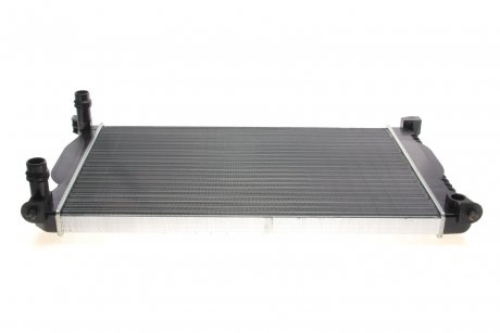 Радиатор охлаждения Audi A4 1.6-2.0/1.9/2.0TDI 00-09/Seat Exeo 08-13 Van Wezel 03002201