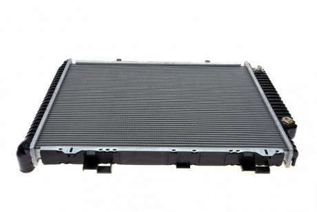 Радиатор охлаждения MB E-class (W210) 4.2-5.0/3.0D 95-03 MAHLE / KNECHT CR 245 000S (фото 1)