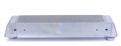 Радиатор интеркулера BMW 5 (E60) 2.0D/2.5D/3.0D 02- MAHLE / KNECHT CI 79 000S (фото 1)
