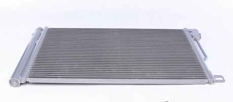 Радиатор кондиционера Fiat Fiorino/Peugeot Bipper 07- MAHLE / KNECHT AC 367 000S