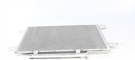 Радиатор кондиционера MB A-class (W169)/B-class (W245) 1.5-2.0LPG 04-12 NRF 35758 (фото 1)