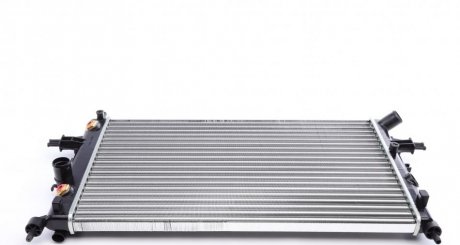 Радиатор охлаждения Opel Astra/Zafira 98-05 NRF 50562A (фото 1)