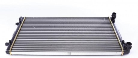 Радиатор охлаждения VW Caddy III/Golf 1.4/1.6/2.0 03- NRF 53405A (фото 1)