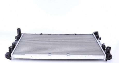 Радиатор охлаждения Chrysler Voyager 00-08 NRF 53734