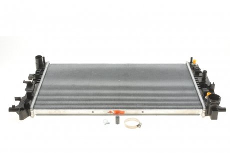 Радиатор охлаждения MB Sprinter 06- (+/-AC, АКПП) (OM646/OM651/OM642) NRF 53833 (фото 1)