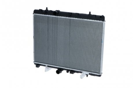 Радиатор охлаждения Citroen Berlingo/Peugeot Partner 1.6HDI 08- NRF 58226 (фото 1)