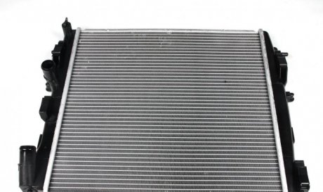 Радиатор охлаждения Renault Kangoo 1.2-1.6 16V/1.5-1.9dCi 01- NRF 58317 (фото 1)
