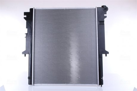 Радиатор охлаждения Mitsubishi L200 2.5D 05-15 NISSENS 62896 (фото 1)
