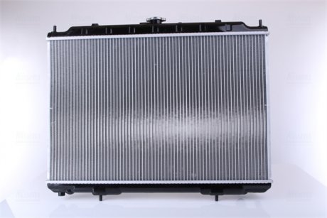 Радиатор охлаждения Nissan X-Trail 2.0/2.5 01-13 NISSENS 68705A (фото 1)