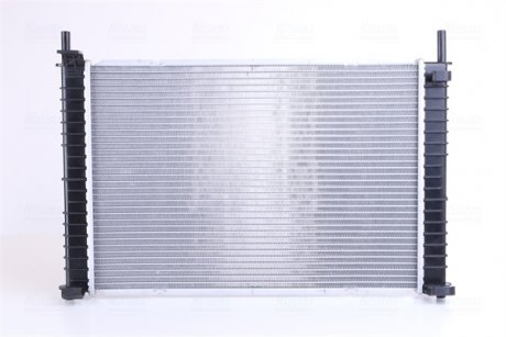 Радиатор охлаждения Ford Fiesta 1.3/1.4 TDCi 01-10 NISSENS 62027A