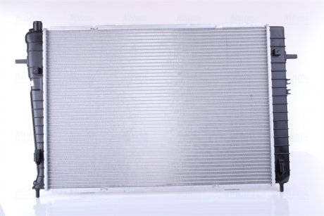 Радиатор охлаждения Hyundai Tucson/KIA Sportage 2.0 CRDi 04- (АКПП) NISSENS 67486