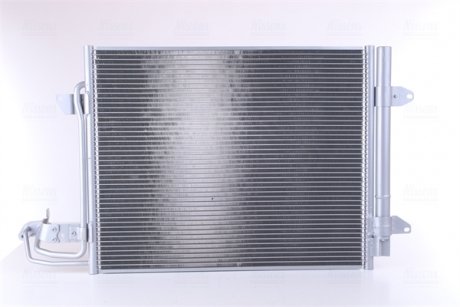 Радиатор кондиционера VW Caddy III 03- NISSENS 94690 (фото 1)