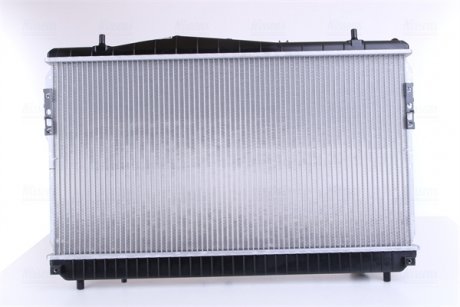 Радиатор охлаждения Chevrolet Lacetti/Daewoo Nubira 1.4/1.8 03- (АКПП) NISSENS 61634