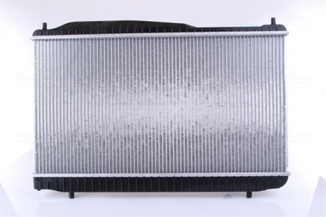Радиатор охлаждения Chevrolet Epica/Daewoo Evanda 2.0 02- NISSENS 61638