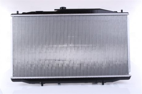 Радиатор охлаждения Honda Accord VII 2.0 03-08 NISSENS 68152 (фото 1)