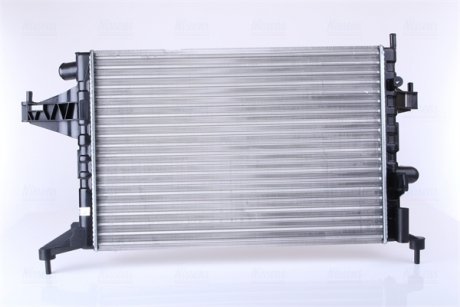 Радиатор охлаждения Opel Combo/Corsa 1.4-1.8 00- NISSENS 63008 (фото 1)