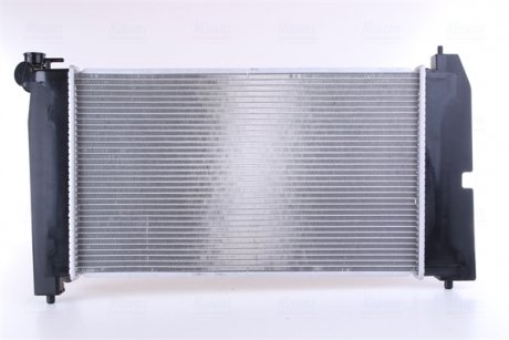 Радиатор охлаждения Toyota Corolla 1.6VVT-i/1.8VVT-i 01-08 NISSENS 646321 (фото 1)