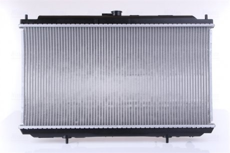 Радиатор охлаждения Nissan Primera 1.8i 02-08/Almera II 1.8 i 00-06 NISSENS 67345A