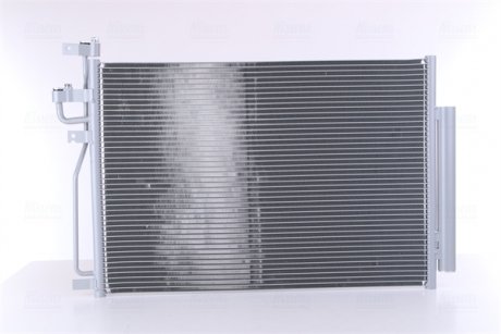 Радіатор кондиціонера CHEVROLET CAPTIVA; OPEL ANTARA (вир-во) NISSENS 940010 (фото 1)