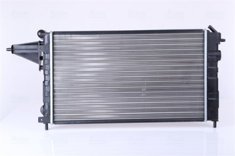 Радиатор охлаждения Opel Vectra A 1.4-1.6i 88-95 NISSENS 632231 (фото 1)