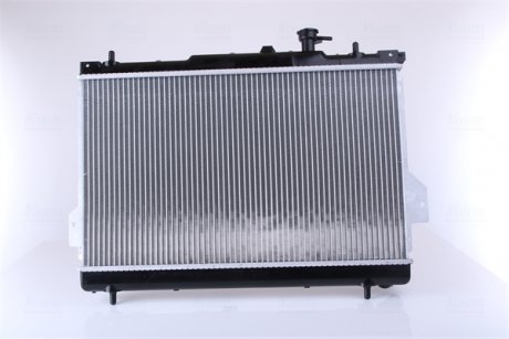 Радиатор охлаждения Hyundai Matrix 1.6/1.8 01-10 NISSENS 67481 (фото 1)