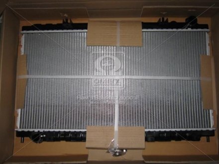 Радиатор охлаждения Nissan Primera 1.6-2.0 16V 96-02 Van Wezel 13002181