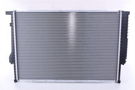 Радіатор охолодження BMW 8 Series [E31] (1989->) (вир-во) NISSENS 60747A (фото 1)