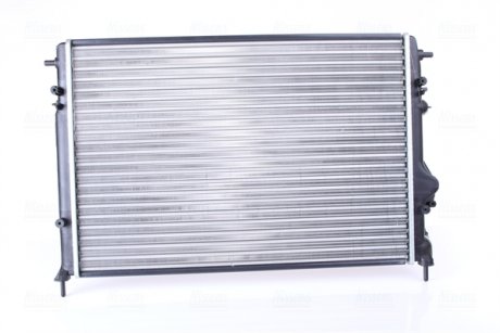 Радиатор охлаждения Dacia Logan/Sandero 1.5dCi 05- NISSENS 63766