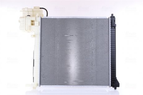 Радиатор охлаждения Hyundai Elantra/i30 1.4/1.6/2.0 06-12 NISSENS 62561A (фото 1)