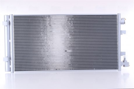 Радиатор кондиционера Renault Fluence/Scenic III/Megane III 1.4-2.0 09- NISSENS 940160 (фото 1)