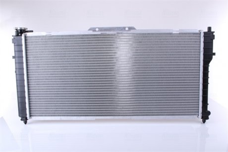 Радиатор охлаждения Mazda 626 V 1.8/1.9 91-02 NISSENS 62392A (фото 1)