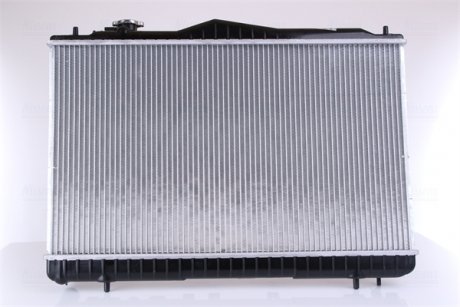 Радіатор охолодження HYUNDAI Sonata II (Y-3) (вир-во) NISSENS 67006