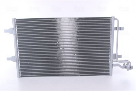 Радиатор кондиционера Volvo C30/C70/S40/V50 04- NISSENS 940154