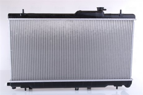Радиатор охлаждения Subaru Impreza/Legacy/Outback 1.5-2.5AWD 98-08 NISSENS 67711