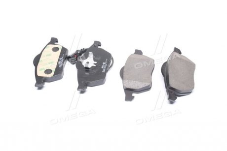 Колодки тормозные (передние) Audi A3/TT/Seat Leon/Skoda Octavia/VW Golf 96-10/Polo 05-09 (+датчик) Hi-Q (SANGSIN) SP2097 (фото 1)