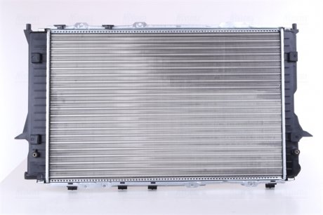 Радиатор охлаждения Audi 80/100/A6 90-97 NISSENS 60457