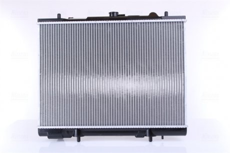 Радиатор охлаждения Mitsubishi L200 2.5TD 01-17 NISSENS 62892