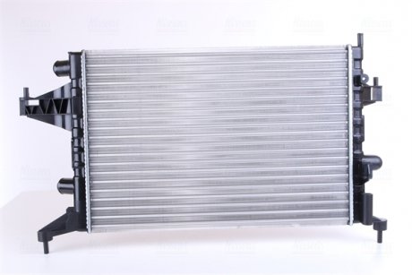 Радиатор охлаждения Opel Combo/Corsa/Tigra 00- NISSENS 63007 (фото 1)