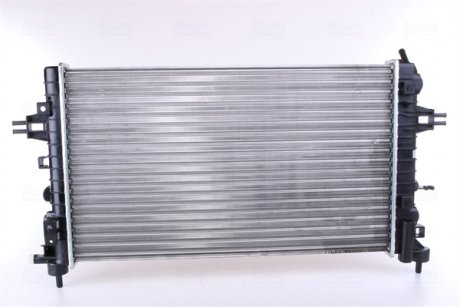 Радиатор охлаждения Opel Astra H 1.6/1.8 04- NISSENS 63028A (фото 1)