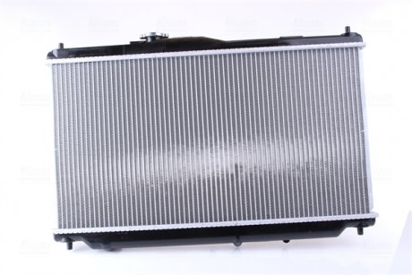 Радиатор охлаждения Honda Accord 93-98 NISSENS 62279A (фото 1)