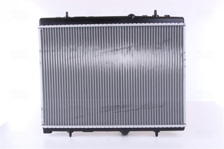 Радиатор охлаждения Citroen Berlingo/Peugeot Partner 1.6HDI 08- NISSENS 63606A (фото 1)