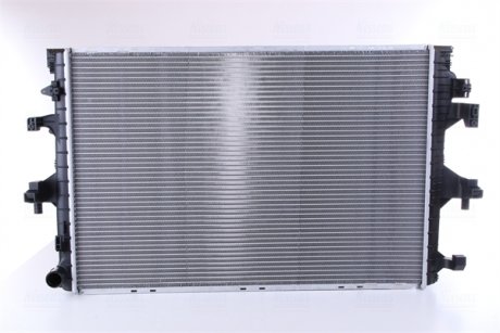 Радиатор охлаждения VW Multivan V/T5 03- NISSENS 65285 (фото 1)