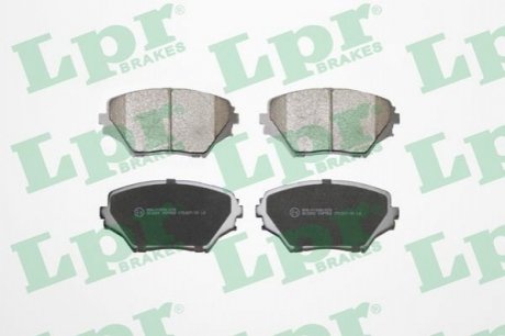 Колодки тормозные (передние) Toyota Rav 4 II 00-05 LPR 05P958 (фото 1)