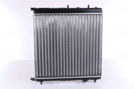 Радиатор охлаждения Citroen C2/C3/Peugeot 1007/207 1.1-1.6 03- NISSENS 61284