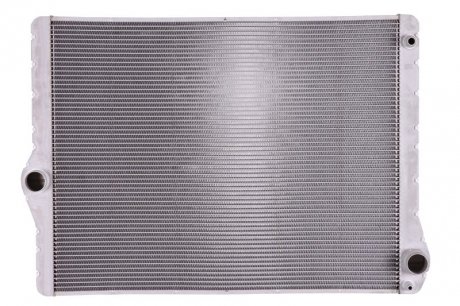 Радиатор охлаждения BMW 5 (F10)/7 (F01-F04) 09-13 (N52/N53) NISSENS 60776 (фото 1)