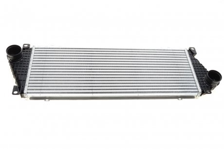 Радиатор интеркулера MB Sprinter TDI/CDI 96-06 Van Wezel 30004217