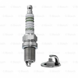 Свеча зажигания Standard Super F8DC BOSCH 0241229712