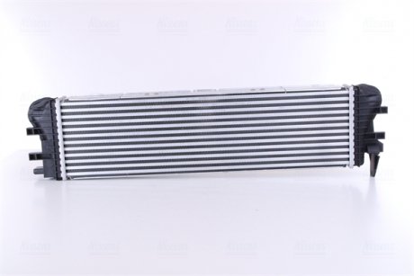 Радиатор интеркулера MB Vito (W447) 14- NISSENS 96017 (фото 1)