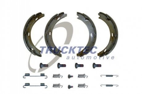 Колодки ручника MB (W124/W201/W210) 82- (164x20) TRUCKTEC 02.35.006