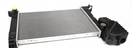 Радиатор охлаждения MB Sprinter 2.3D 95- AUTOTECHTEILE 100 5018 (фото 1)